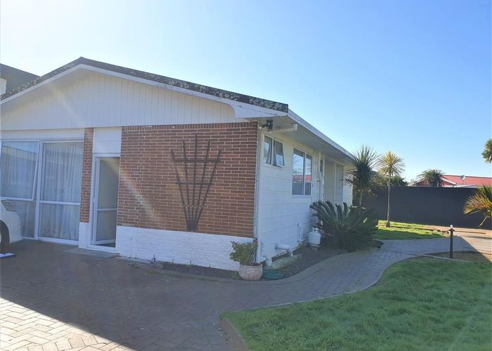  at 25A Buckingham Crescent, Papatoetoe, Manukau City, Auckland