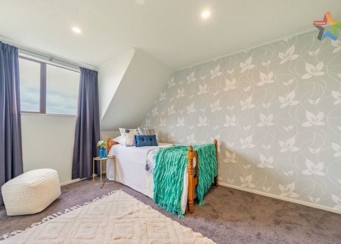  at 75 Park Road, Belmont, Lower Hutt