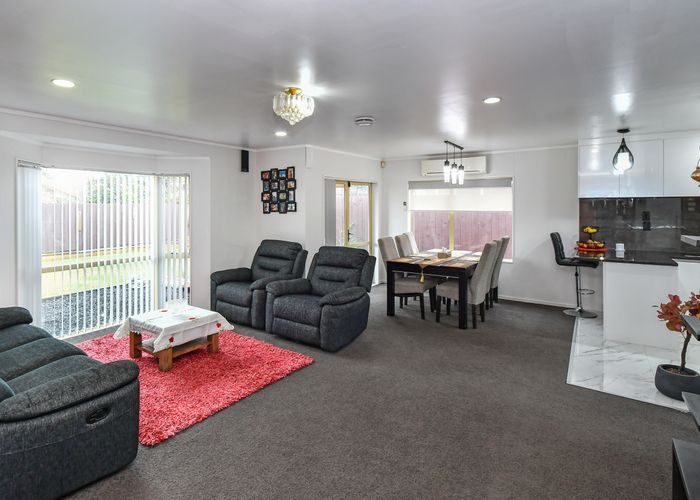  at 51 Sheriff Place, Randwick Park, Auckland