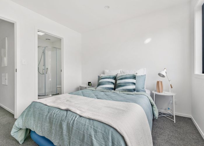  at 19 Meg Lane, Glen Eden, Waitakere City, Auckland