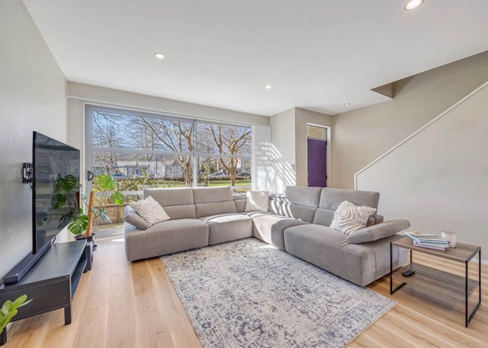  at 20 Kauri Drive, Takanini, Papakura, Auckland