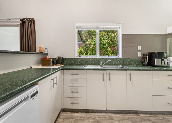  at 17 Redmond Street, Judea, Tauranga