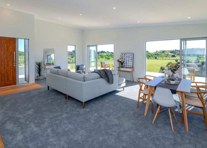  at 42A Strathnaver Drive, Waikawa Beach, Horowhenua