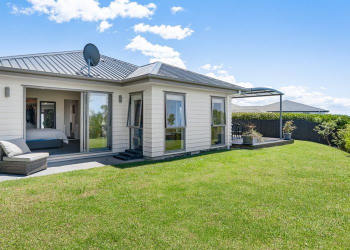  at 22 Woodridge Drive, Stanmore Bay, Whangaparaoa