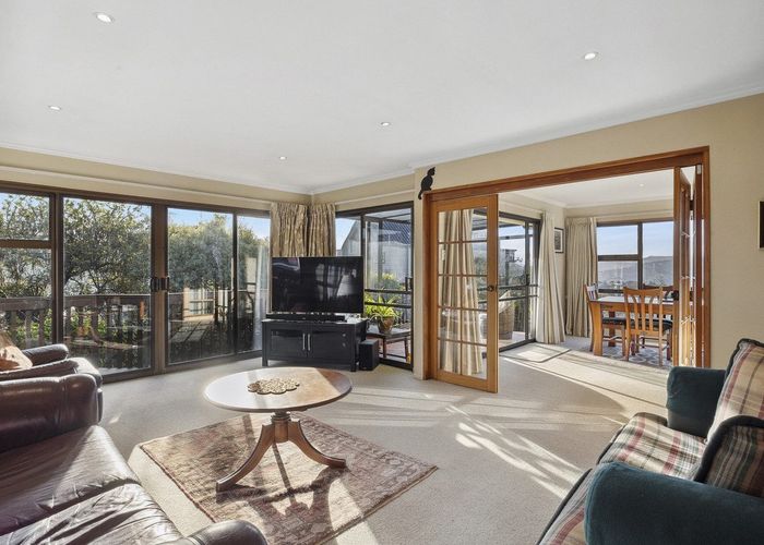  at 10 Crosby Street, Mornington, Dunedin