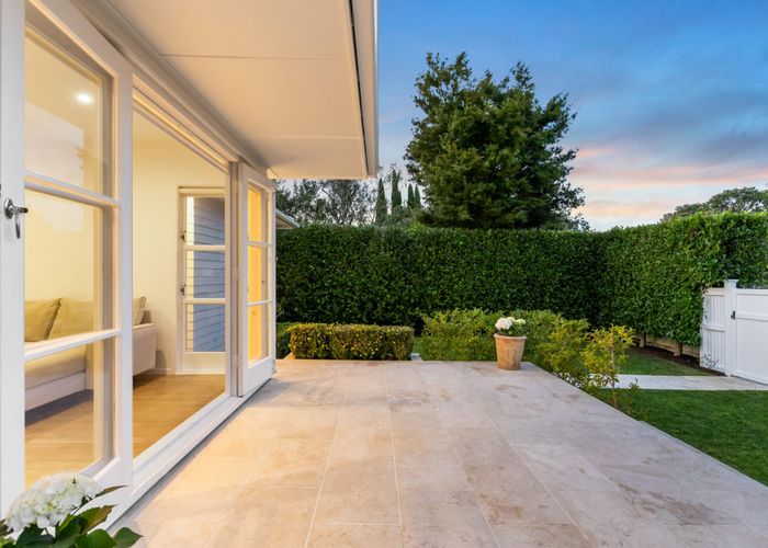  at 12 Crocombe Crescent, Beach Haven, North Shore City, Auckland