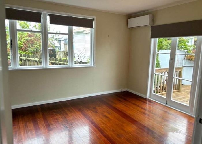  at 29 Fraser Road, Narrow Neck, North Shore City, Auckland