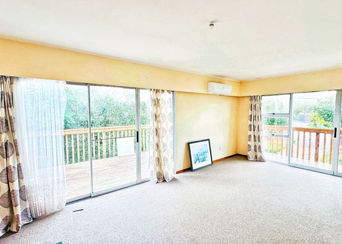  at 54 Colwill Road, Massey, Auckland