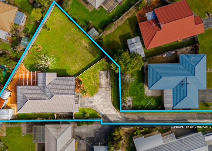  at 37 Waimoko Glen, Swanson, Auckland