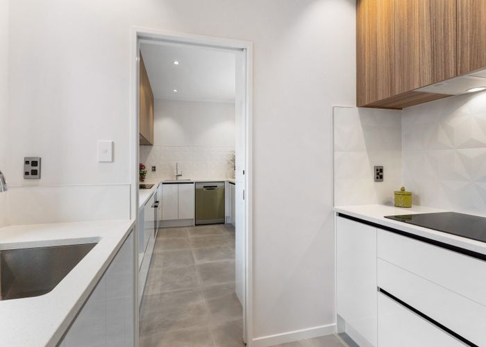  at 11 Arahi Road, Clevedon, Manukau City, Auckland