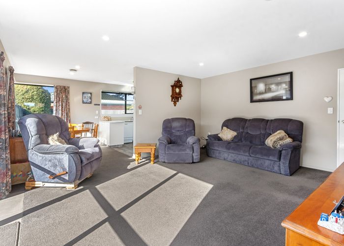  at 38 Castletown Place, New Brighton, Christchurch