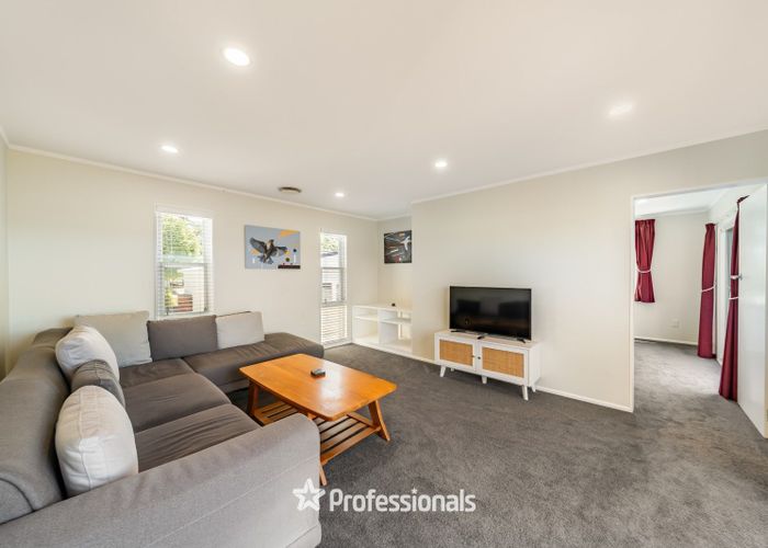  at 127 Normandale Road, Normandale, Lower Hutt, Wellington