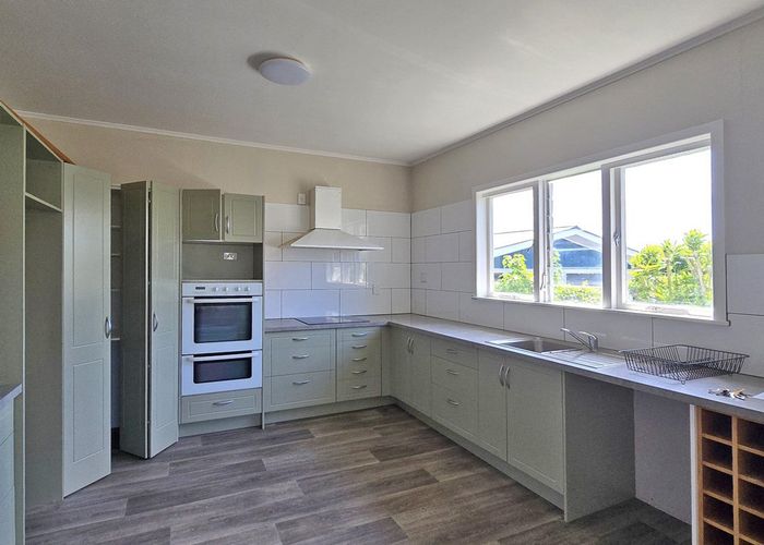  at 14 Henderson Crescent, Onekawa, Napier