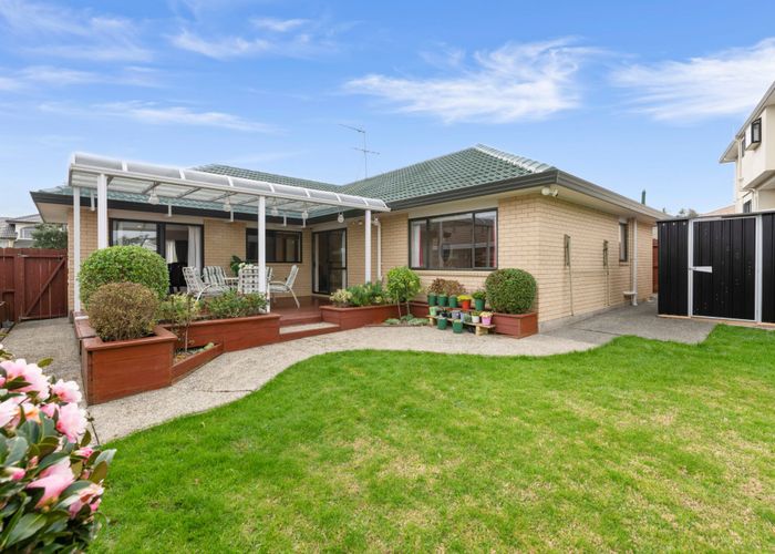  at 84 Westerham Drive, Dannemora, Manukau City, Auckland