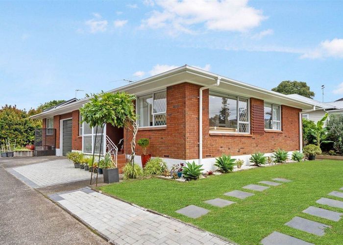  at 1/8 Atherton Road, Epsom, Auckland