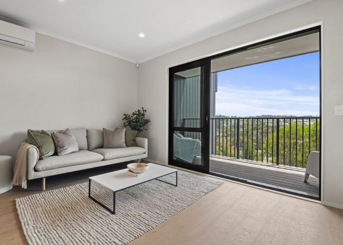  at 5/1 Parapara Place, Albany, North Shore City, Auckland