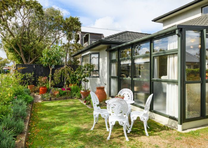 For sale 18 Winston Avenue, Hokowhitu, Palmerston North, Manawatu