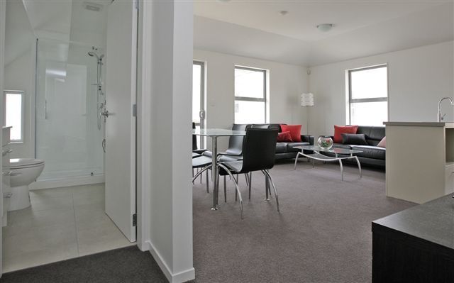  at 8/44 Owen Street, Newtown, Wellington