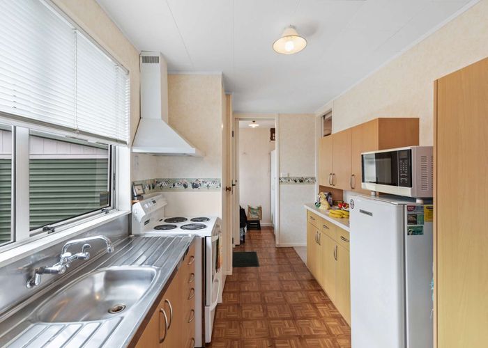  at 24 Cecil Place, Cloverlea, Palmerston North