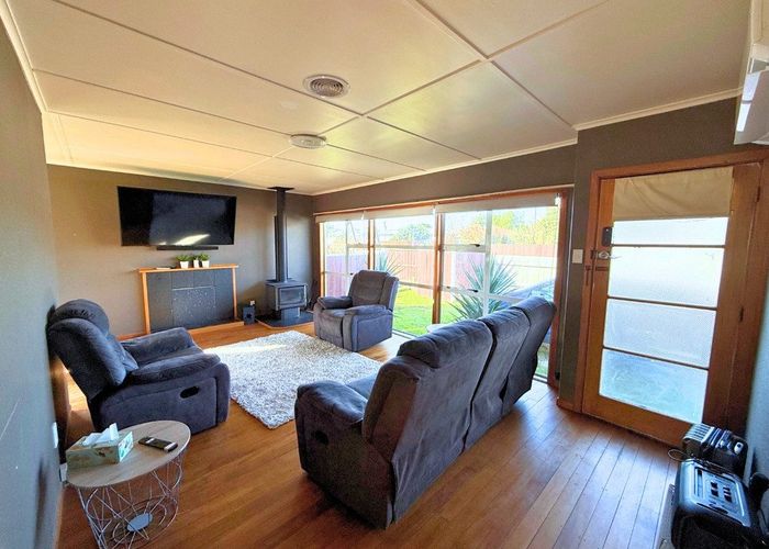  at 55 Mosston, Castlecliff, Whanganui, Manawatu / Whanganui