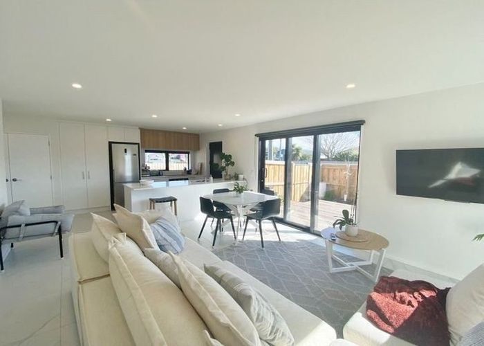  at 1/124 Milton Street, Somerfield, Christchurch