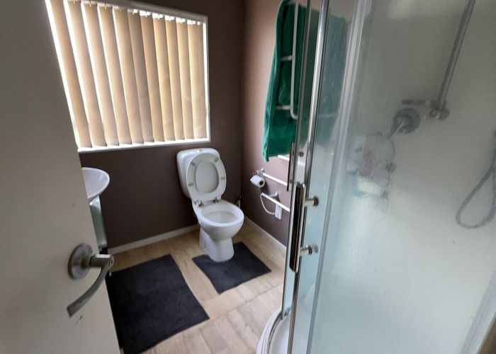  at 1/57 View Road, Henderson, Waitakere City, Auckland