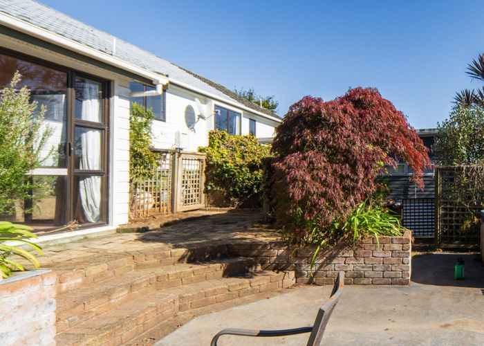  at 2 Highland Drive, Pukete, Hamilton, Waikato
