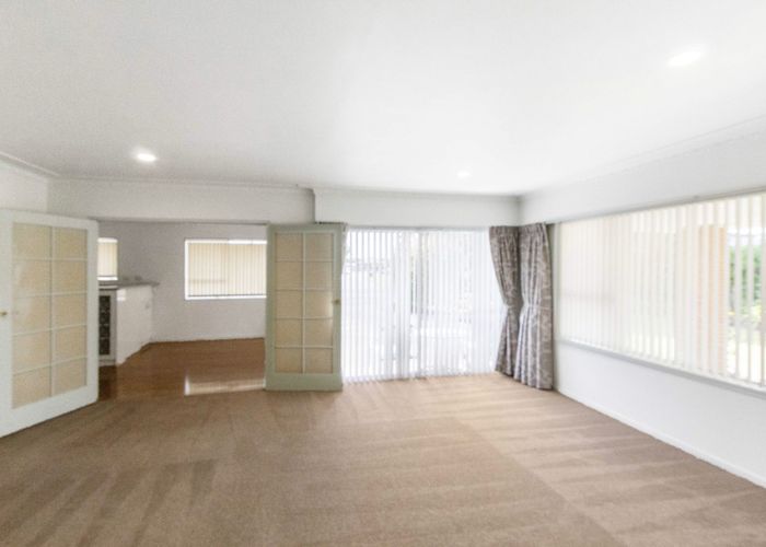  at 12 Gibbons Road, Weymouth, Manukau City, Auckland