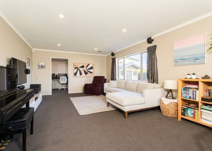  at 185A Mark Avenue, Grenada Village, Wellington