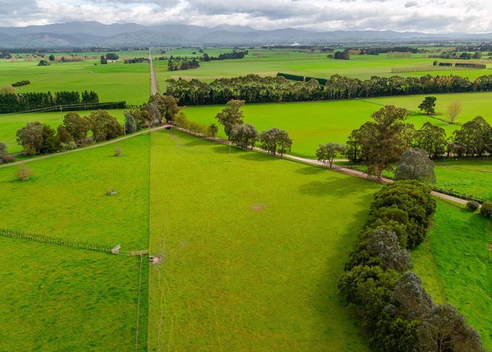  at 715B East Taratahi Road, Masterton