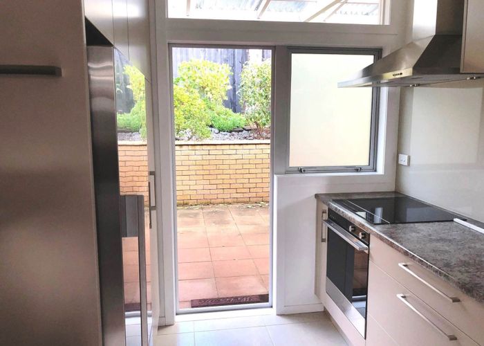  at 2/26 Modena Crescent, Saint Heliers, Auckland City, Auckland