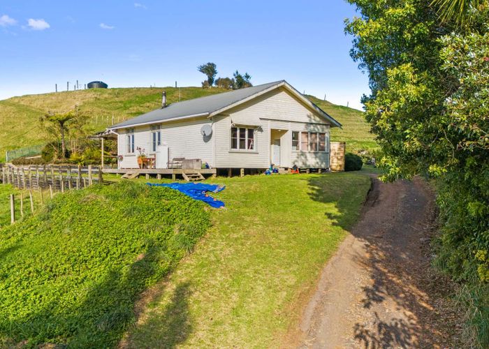  at 813 Wortley Road, Waiongana, Inglewood