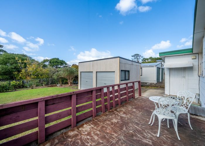  at 35 Beaubank Road, Kelston, Waitakere City, Auckland