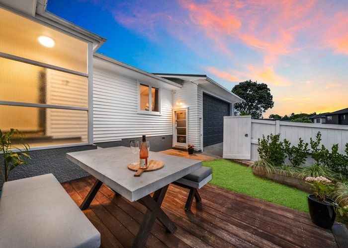  at 17 Union Road, Howick, Manukau City, Auckland