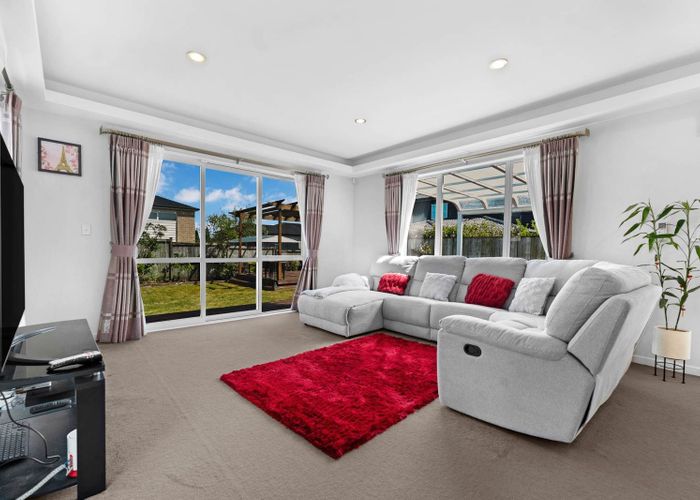  at 3 Bottega Close, Mission Heights, Manukau City, Auckland