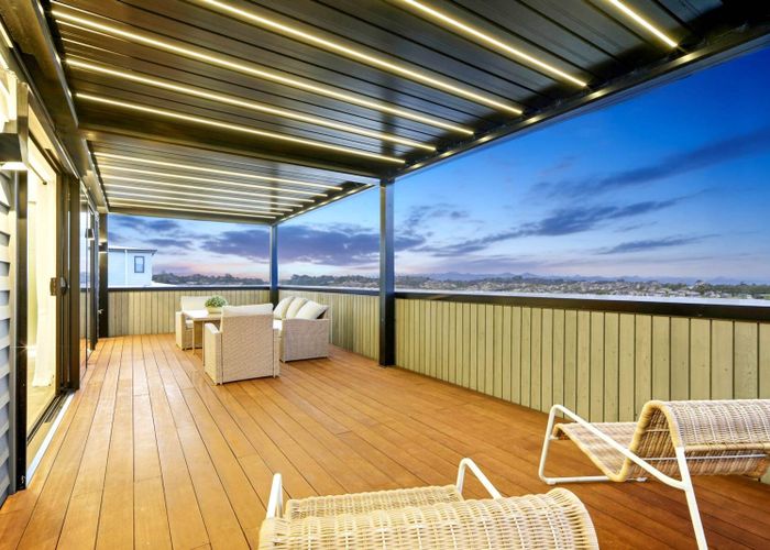  at 15 Kerekin Drive, Pinehill, North Shore City, Auckland