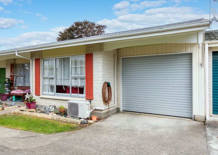  at 15B Queen Street, Dannevirke, Tararua, Manawatu / Whanganui