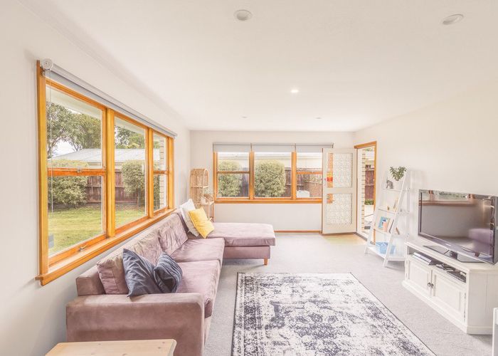  at 2/268 Westminster Street, Mairehau, Christchurch