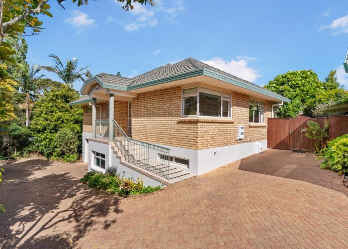  at 2/60 Tarawera Terrace, St Heliers, Auckland
