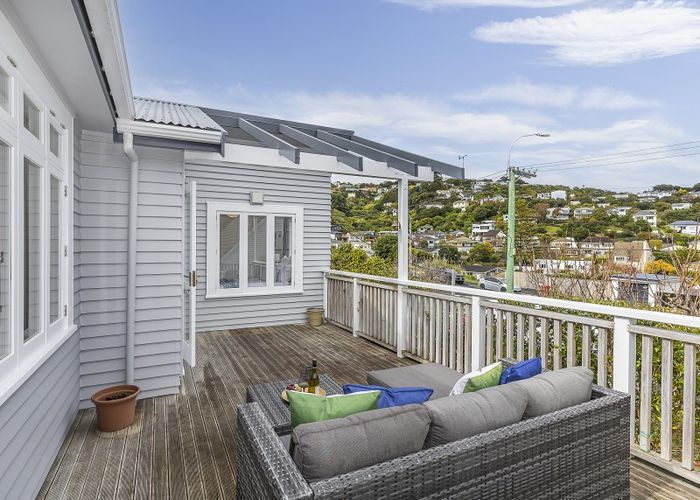  at 541 Broadway, Miramar, Wellington