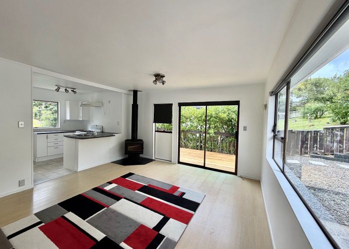  at 2/10 Halder Place, Torbay, North Shore City, Auckland