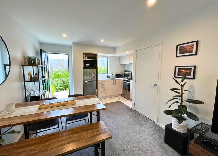  at 5/45 Vera Road, Te Atatu South, Auckland