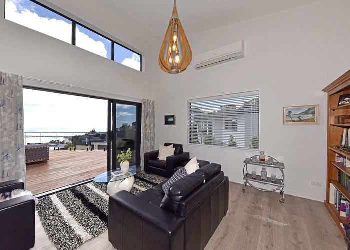  at 3 Stoneyridge Close, Mount Pleasant, Christchurch City, Canterbury