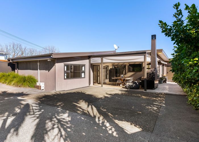  at 48 Carlisle Road, Browns Bay, North Shore City, Auckland