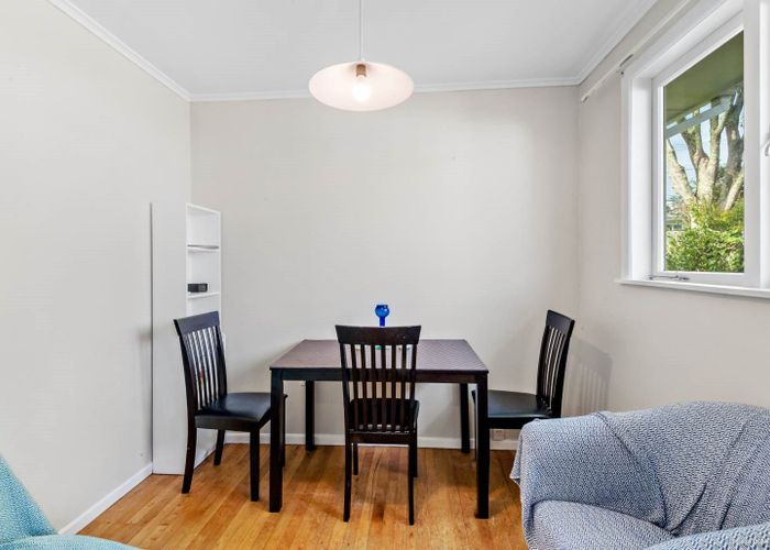  at 286 Rangatira Road, Beach Haven, Auckland
