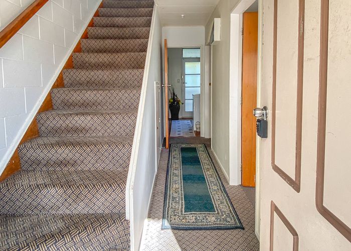  at 7/14 Ngatitoa Street, Takapuwahia, Porirua