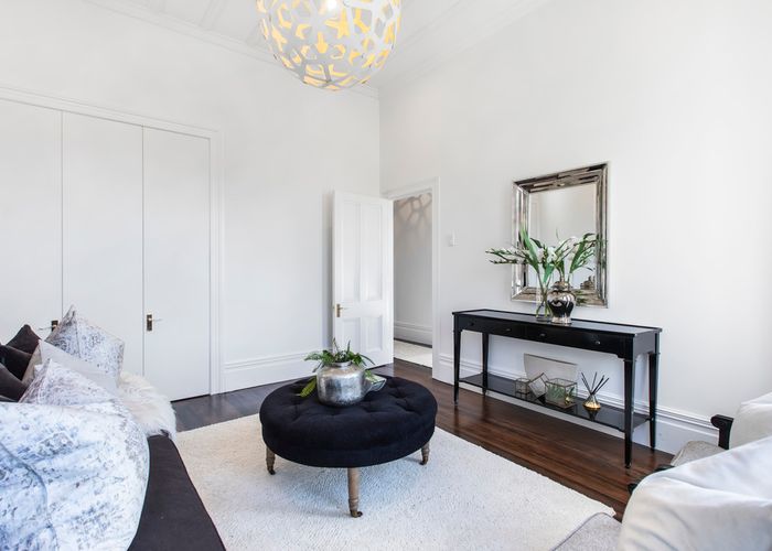  at 19 Woodhams Street, Beach Haven, Auckland