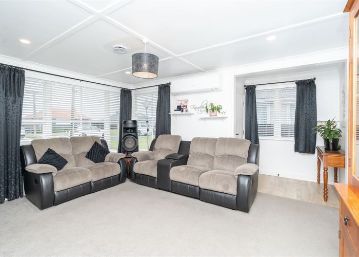  at 4 Robertson Place, Rukuhia, Hamilton