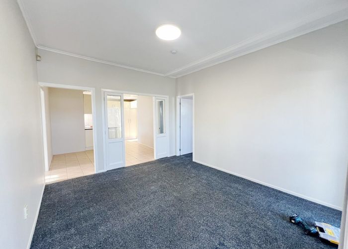  at 16 Kenderdine Road, Papatoetoe, Manukau City, Auckland
