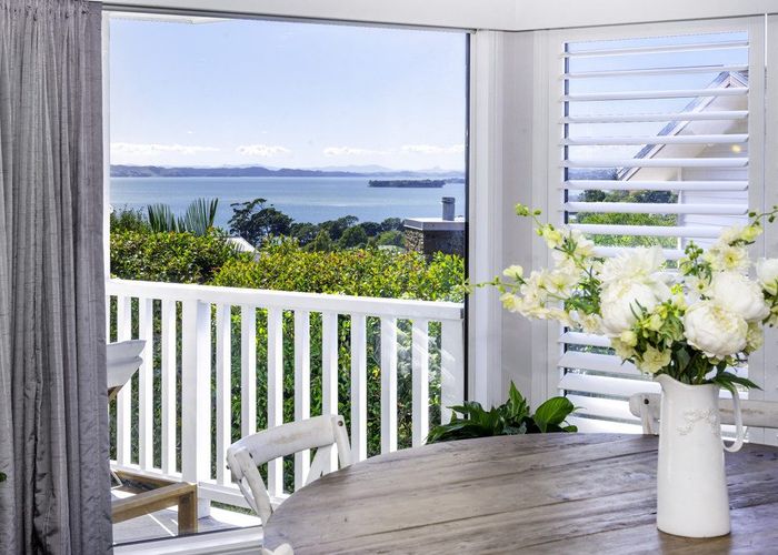 at 129 Bleakhouse Road, Mellons Bay, Auckland